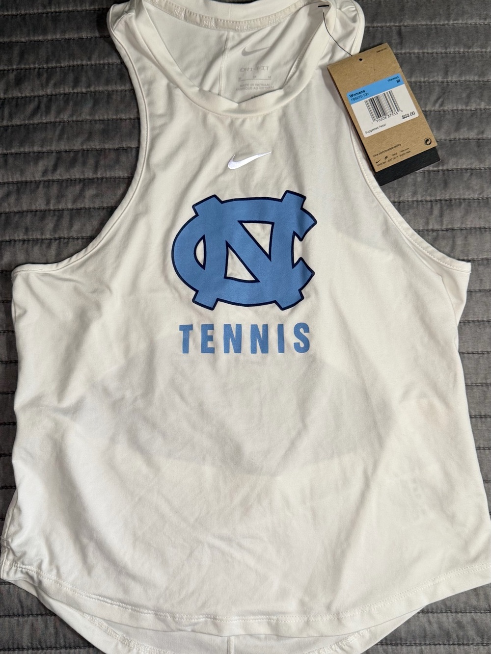Nike Women's White Tank Top with Light UNC tennis logo / Med